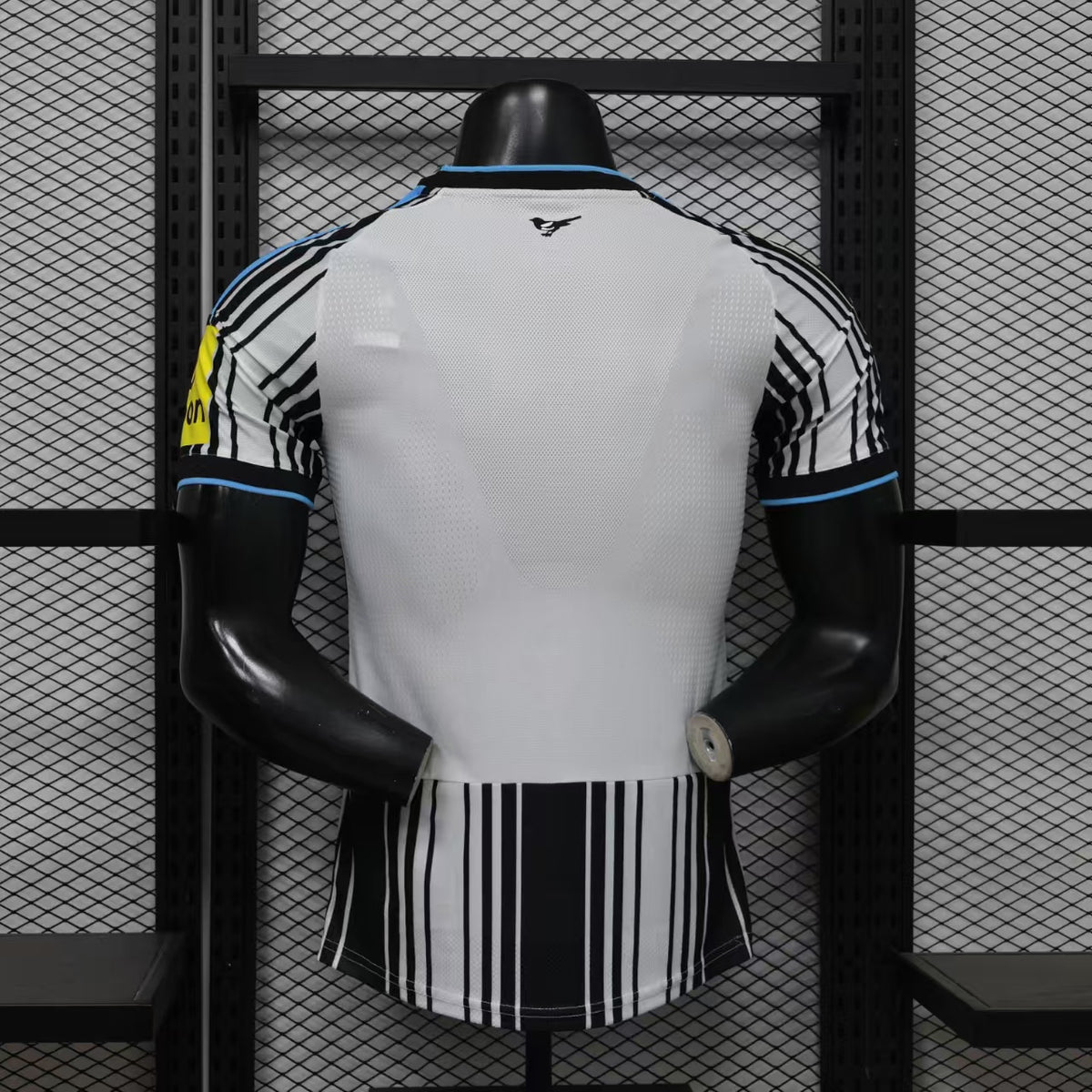 MAILLOT NEWCASTLE DOMICILE PLAYER 2026/2027