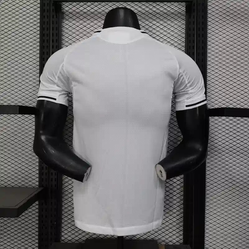 MAILLOT NEWCASTLE DOMICILE PLAYER 2025/2026