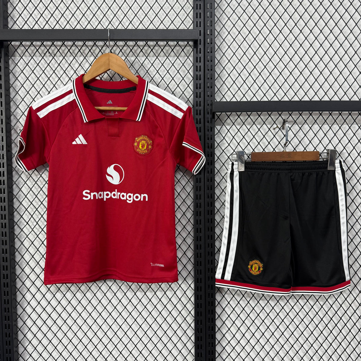 MAILLOT ENFANT MANCHESTER UNITED DOMICILE 2026/2027
