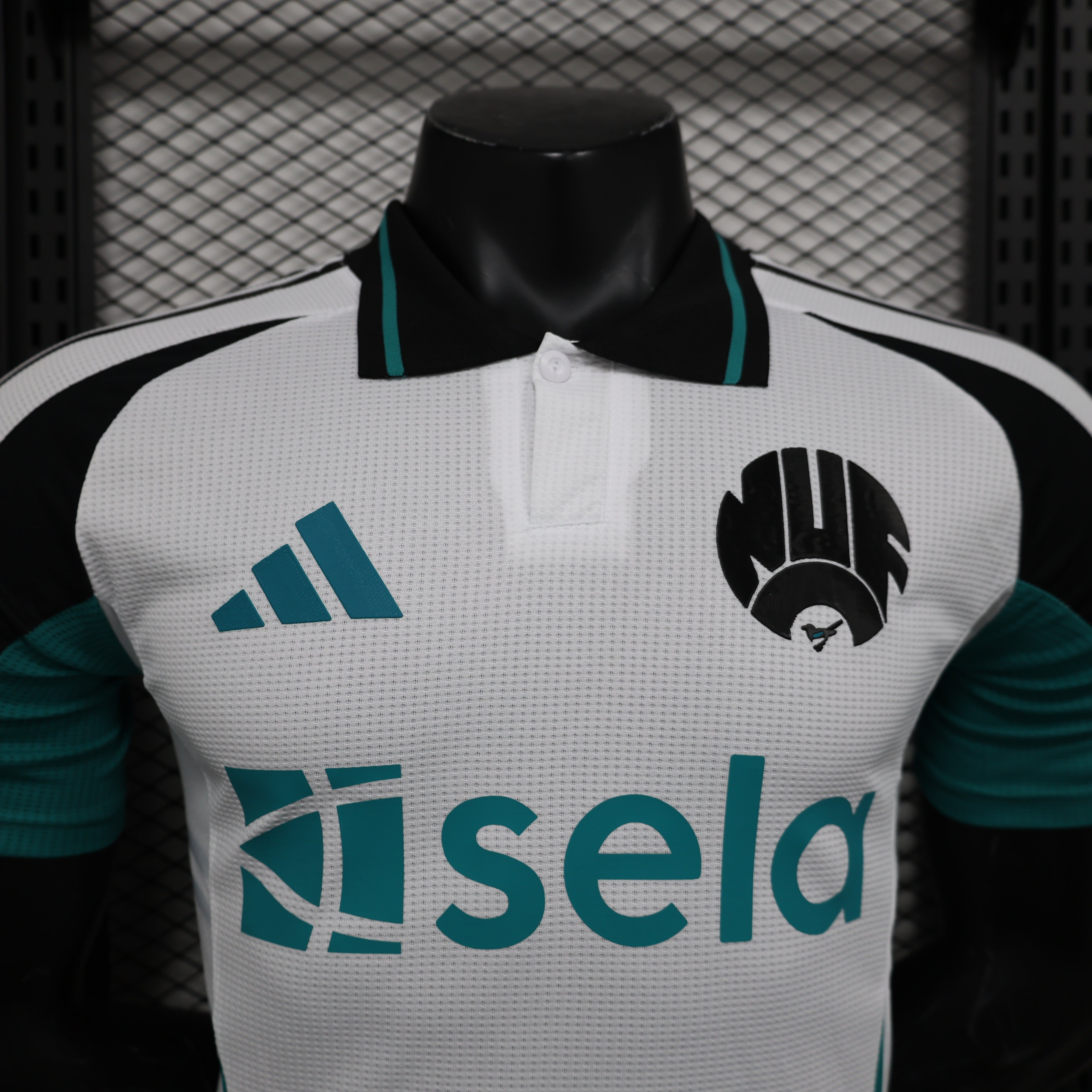 MAILLOT NEWCASTLE THIRD PLAYER 2024/2025