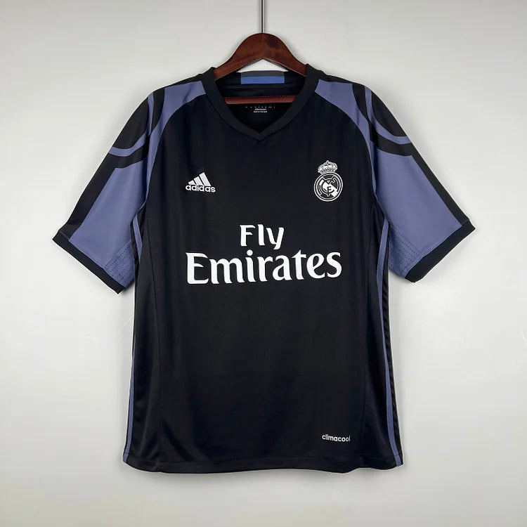 OL - Nouveau maillot domicile et extérieur 2016-2017 [OFFICIEL OL - Nouveau maillot domicile et extérieur 2016-2017 [OFFICIEL