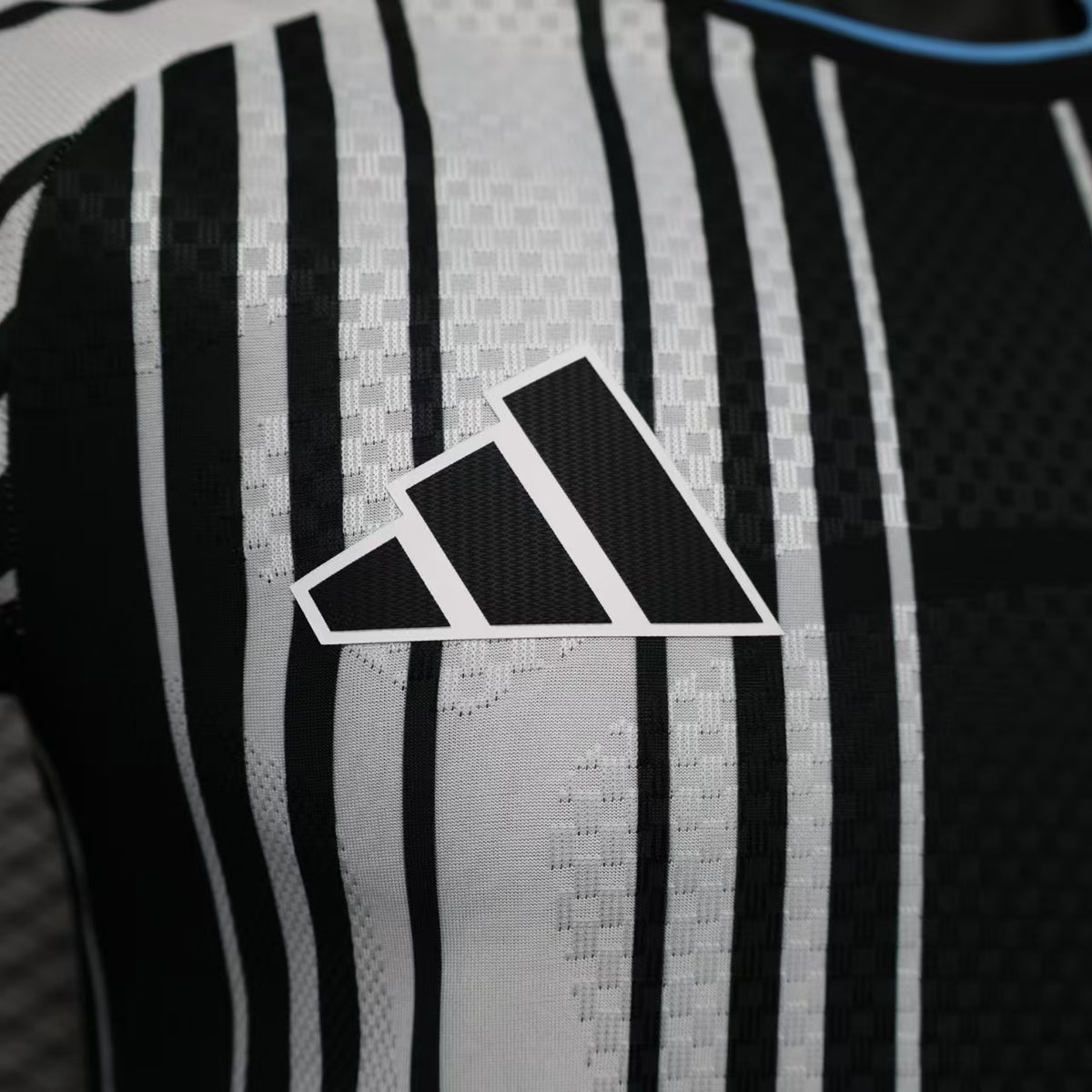MAILLOT NEWCASTLE DOMICILE PLAYER 2026/2027