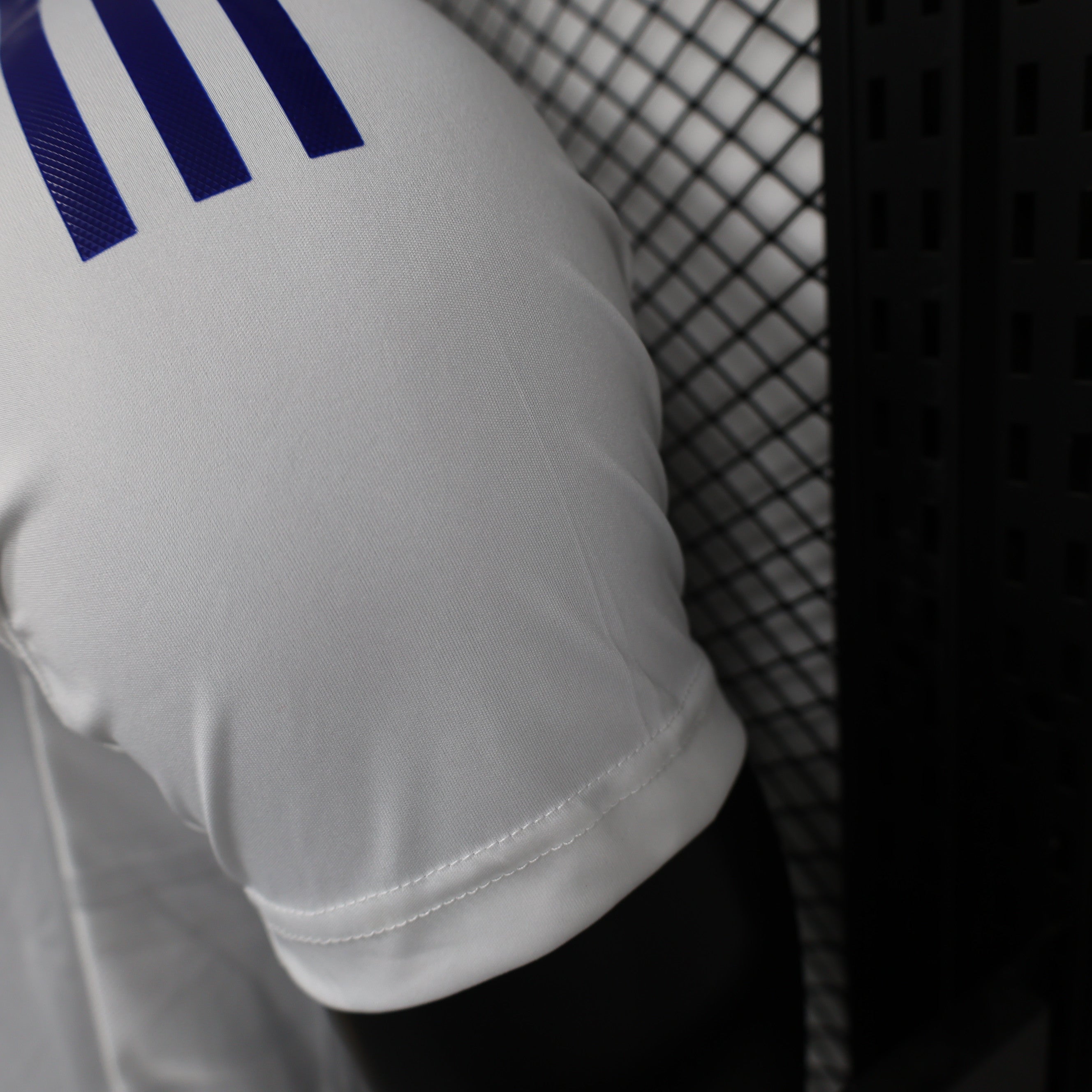 MAILLOT OLYMPIQUE LYONNAIS DOMICILE PLAYER 2024/2025