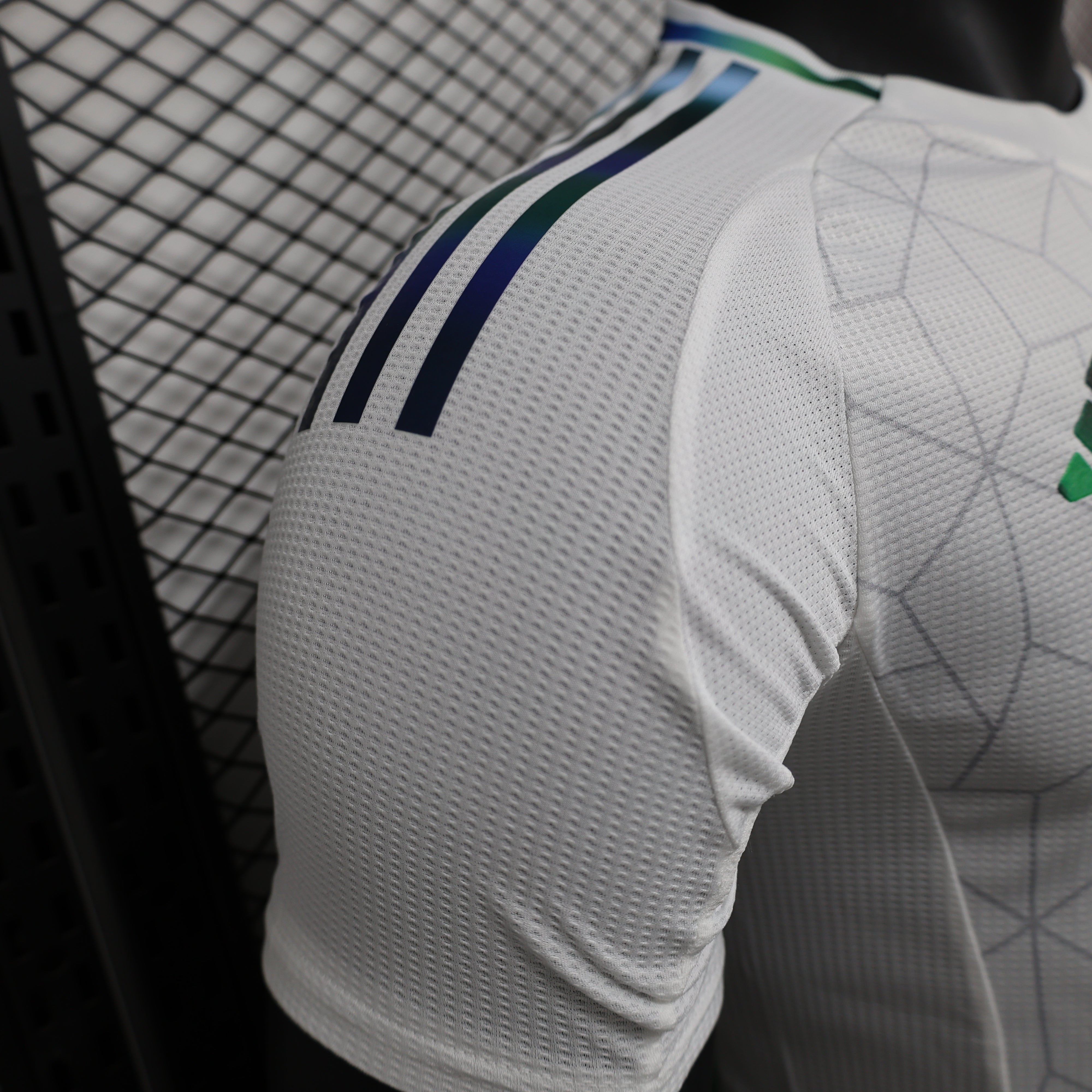 MAILLOT ALGÉRIE ÉDITION SPÉCIAL BLANC PLAYER 2024/2025