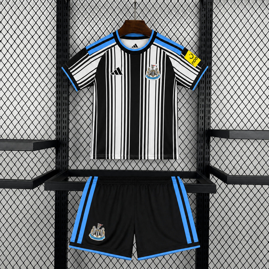MAILLOT ENFANT NEWCASTLE DOMICILE 2026/2027