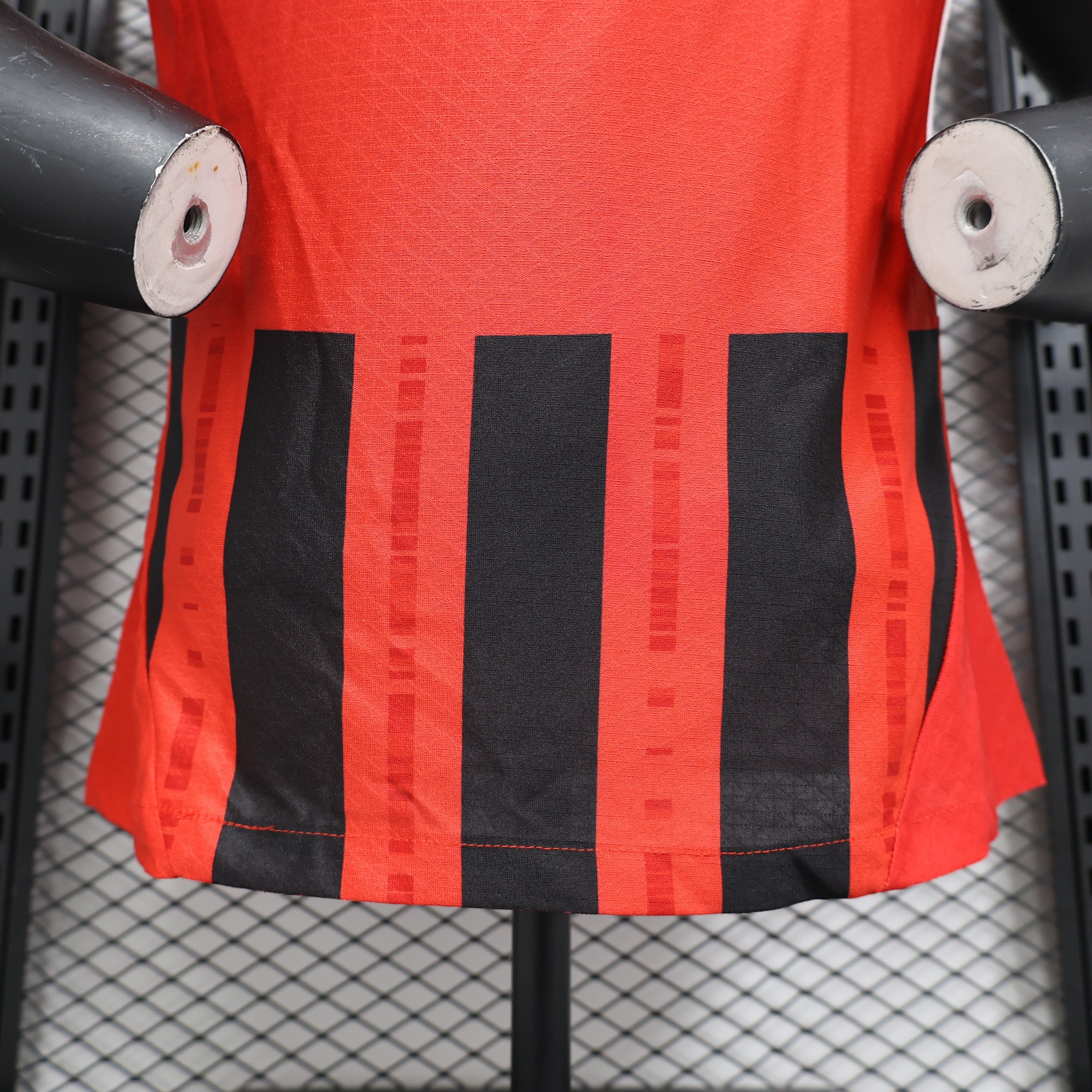MAILLOT AC MILAN DOMICILE PLAYER 2024/2025