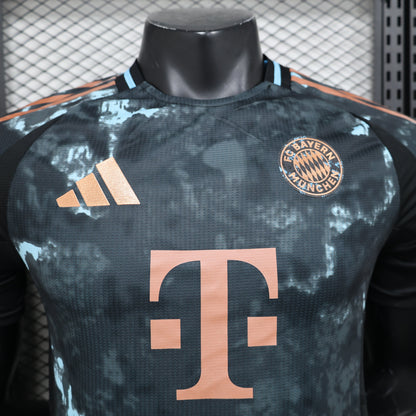 MAILLOT BAYERN MUNICH EXTERIEUR PLAYER 2024/2025