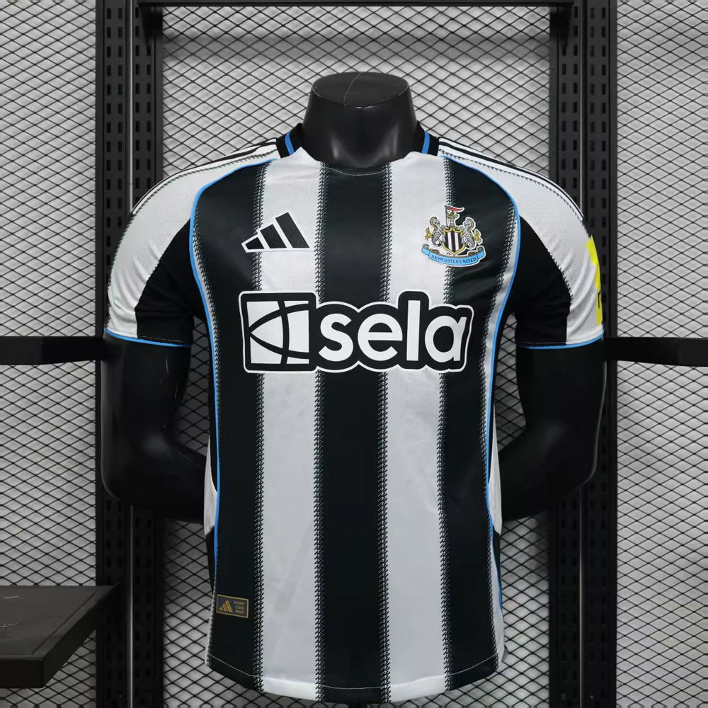 MAILLOT NEWCASTLE DOMICILE PLAYER 2025/2026