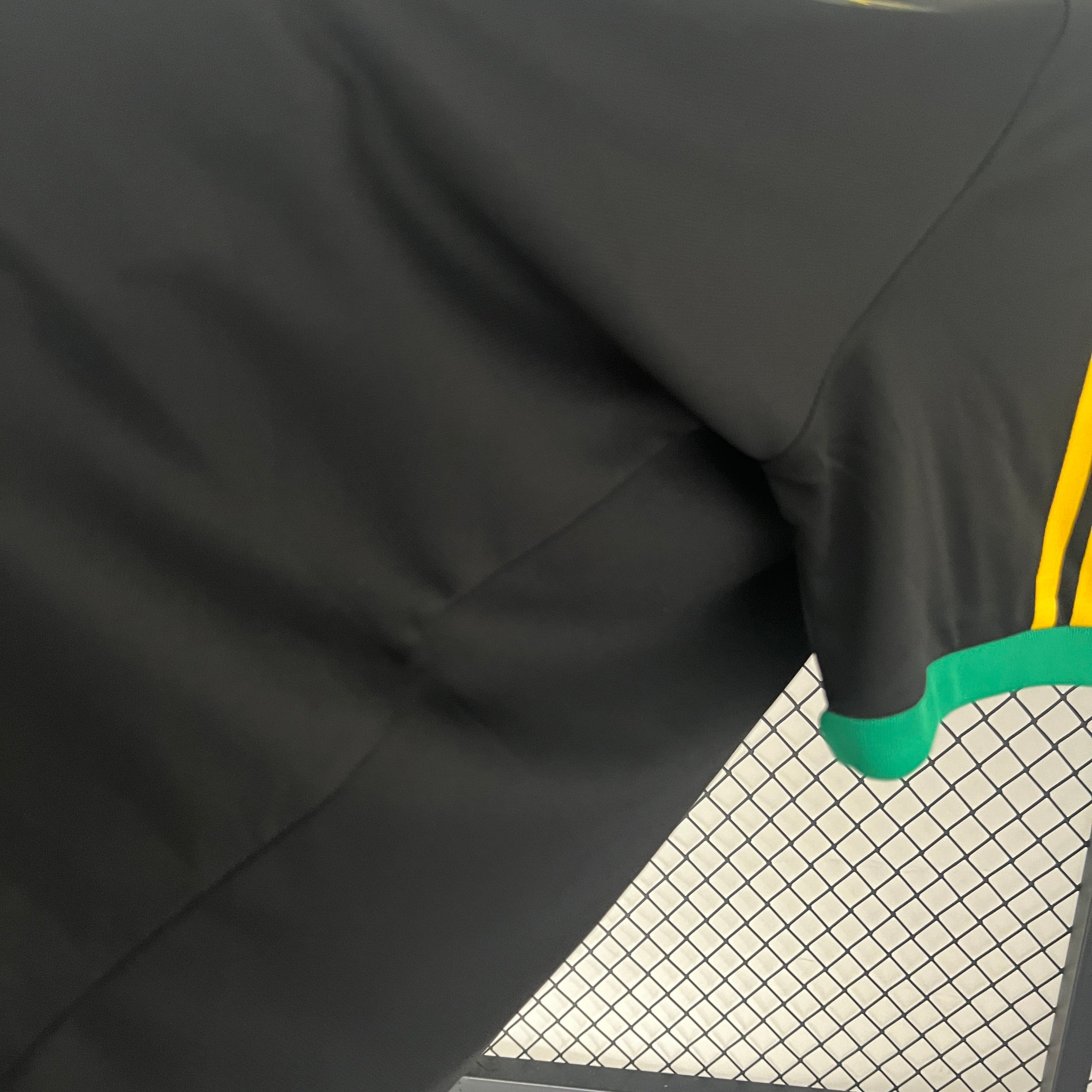 MAILLOT JAMAIQUE NOIR ENTRAINEMENT FAN 2024/2025