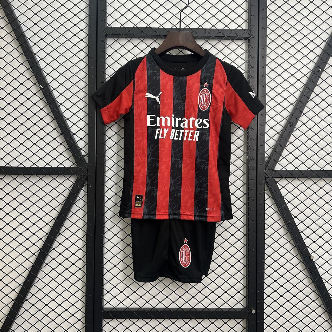 MAILLOT ENFANT AC MILAN DOMICILE 2025/2026
