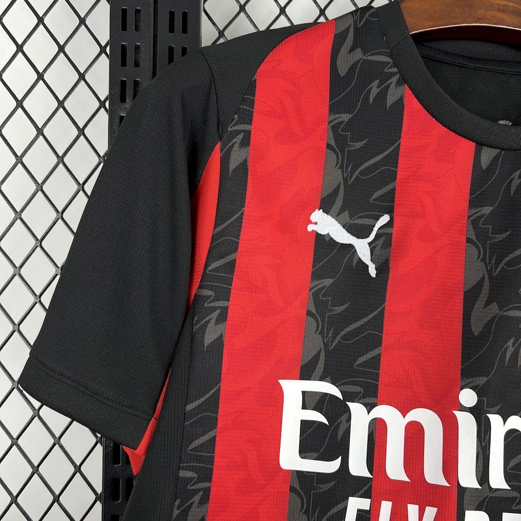 MAILLOT AC MILAN DOMICILE FAN 2025/2026