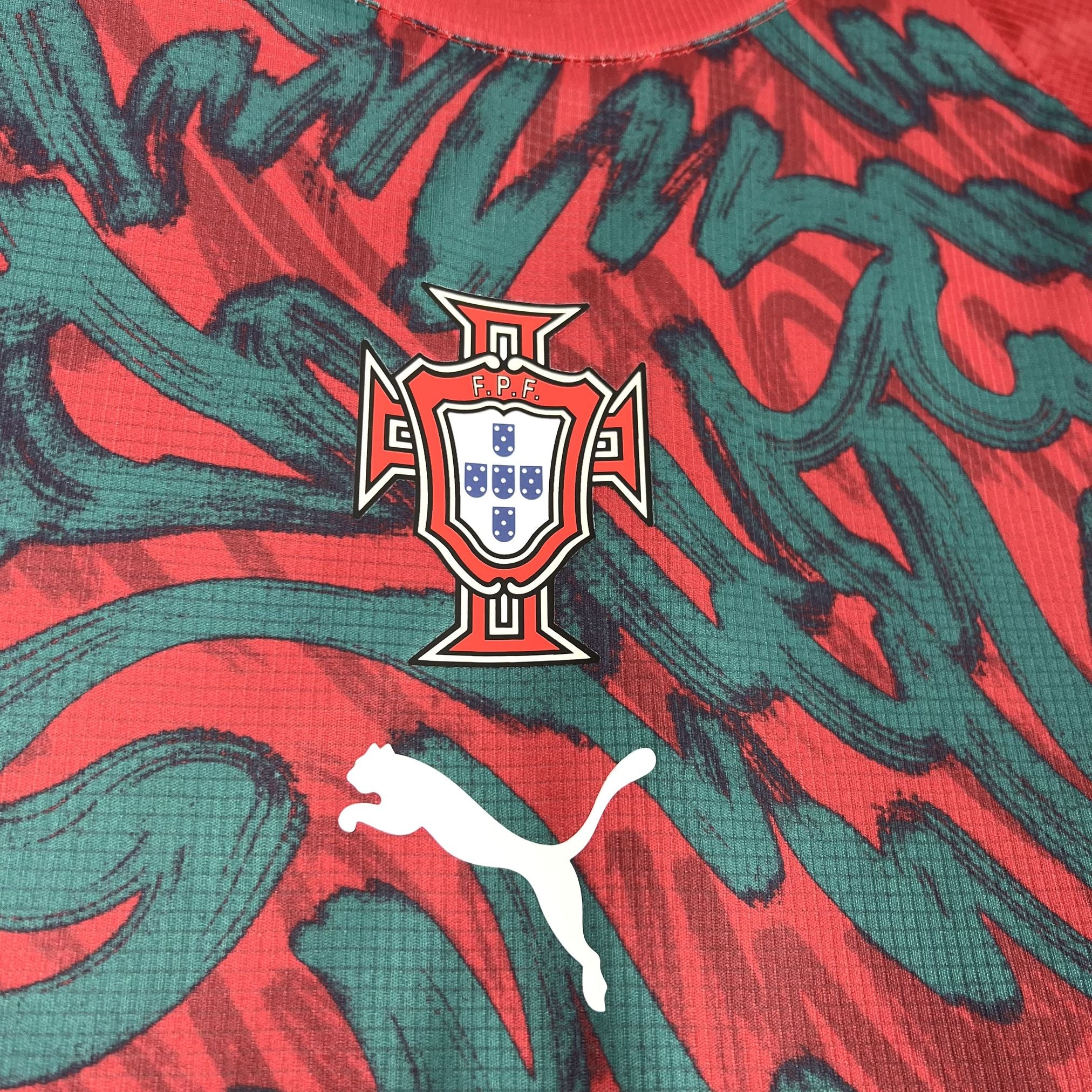 MAILLOT PORTUGAL ENTRAÎNEMENT ROUGE FAN 2026/2027