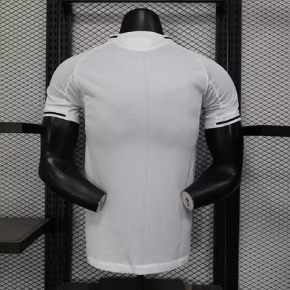 MAILLOT NEWCASTLE DOMICILE PLAYER 2025/2026
