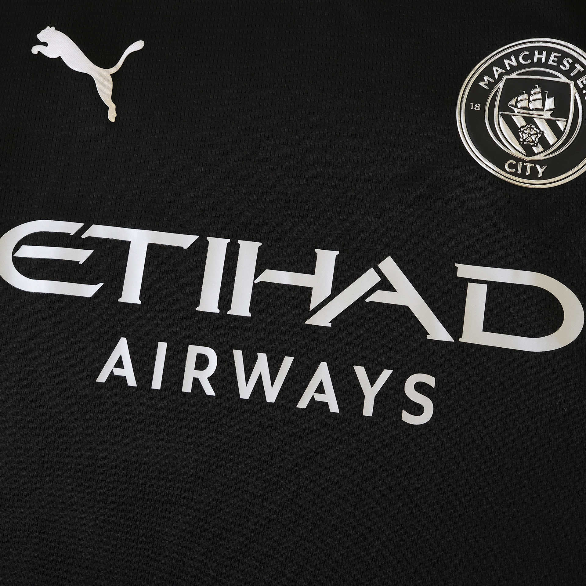 MAILLOT MANCHESTER CITY EXTERIEUR FAN 2025/2026