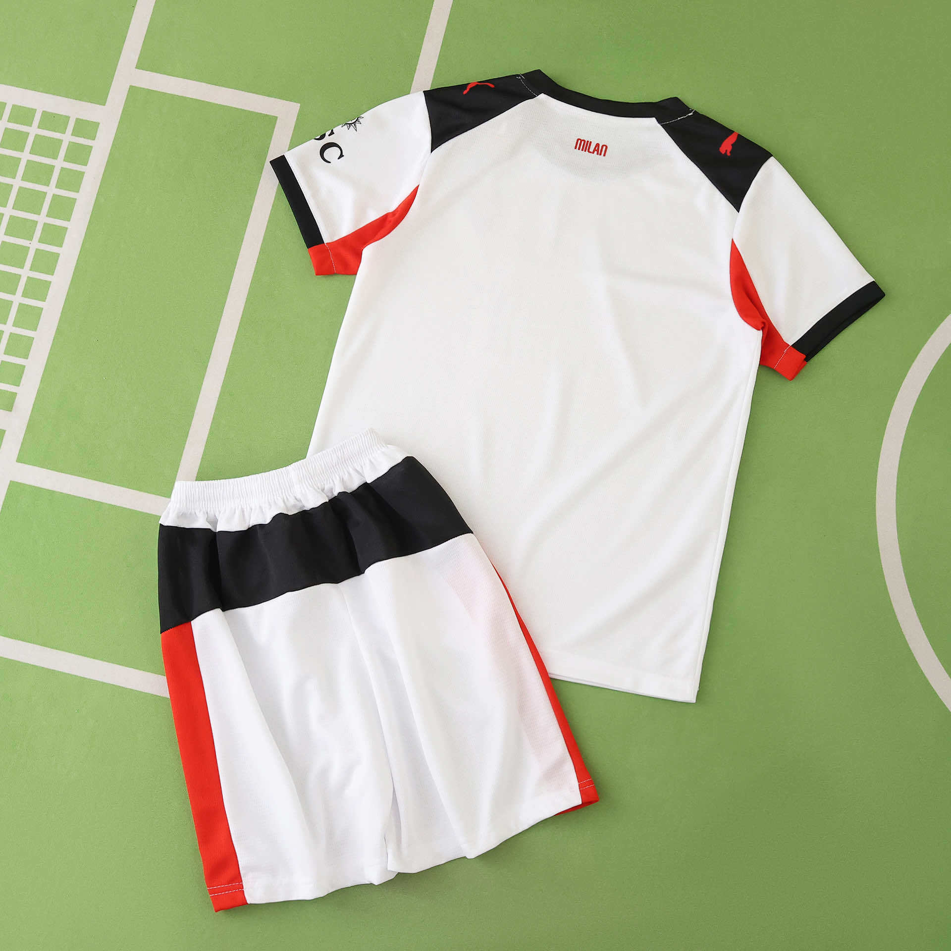 MAILLOT ENFANT AC MILAN EXTERIEUR 2025/2026