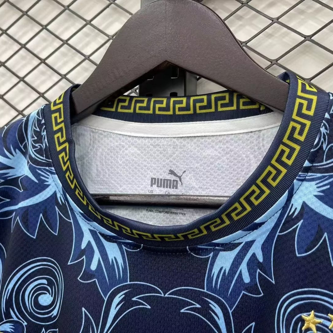 MAILLOT ITALIE CONCEPT EDITION VERSACE BLEU FAN 2023/2024