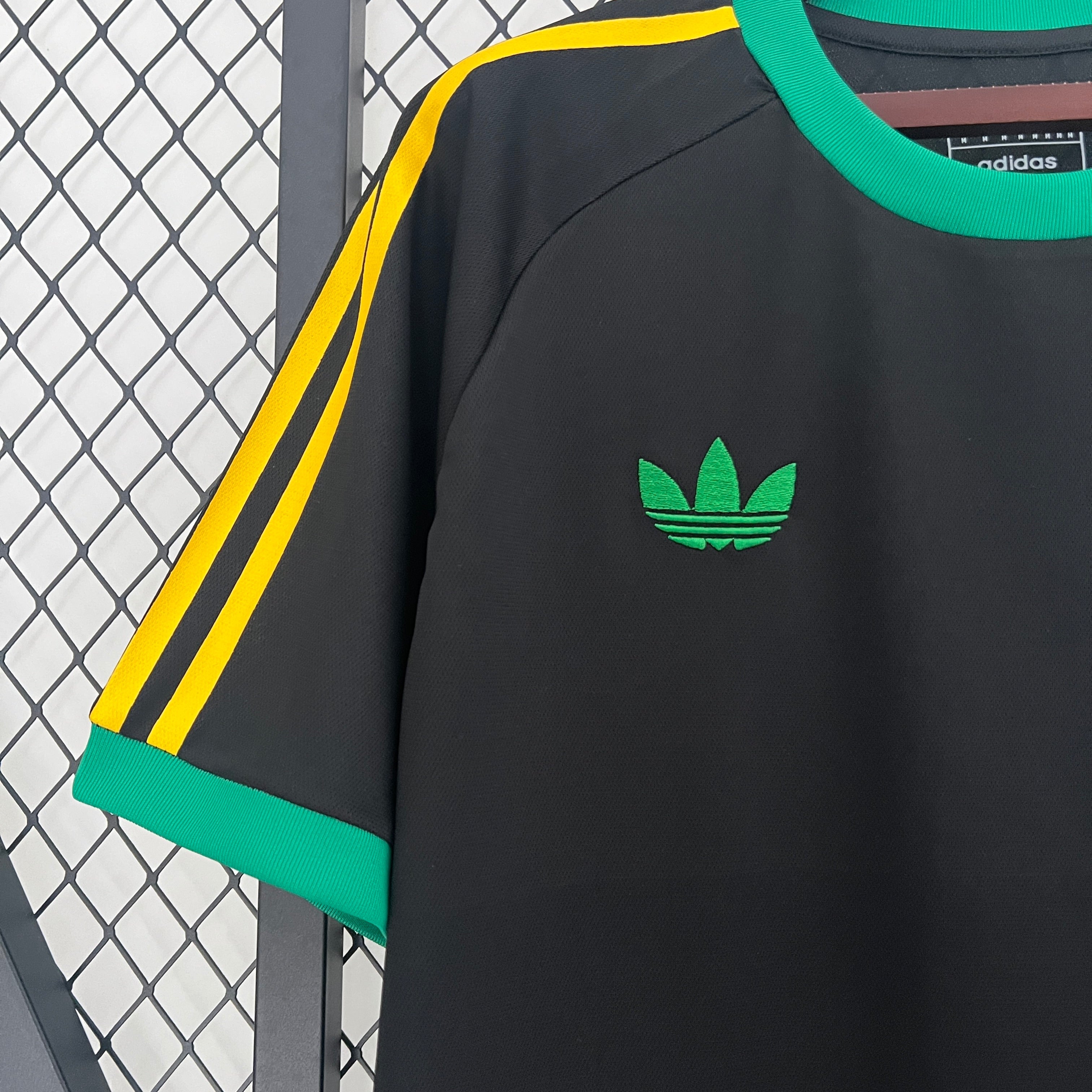 MAILLOT JAMAIQUE NOIR ENTRAINEMENT FAN 2024/2025