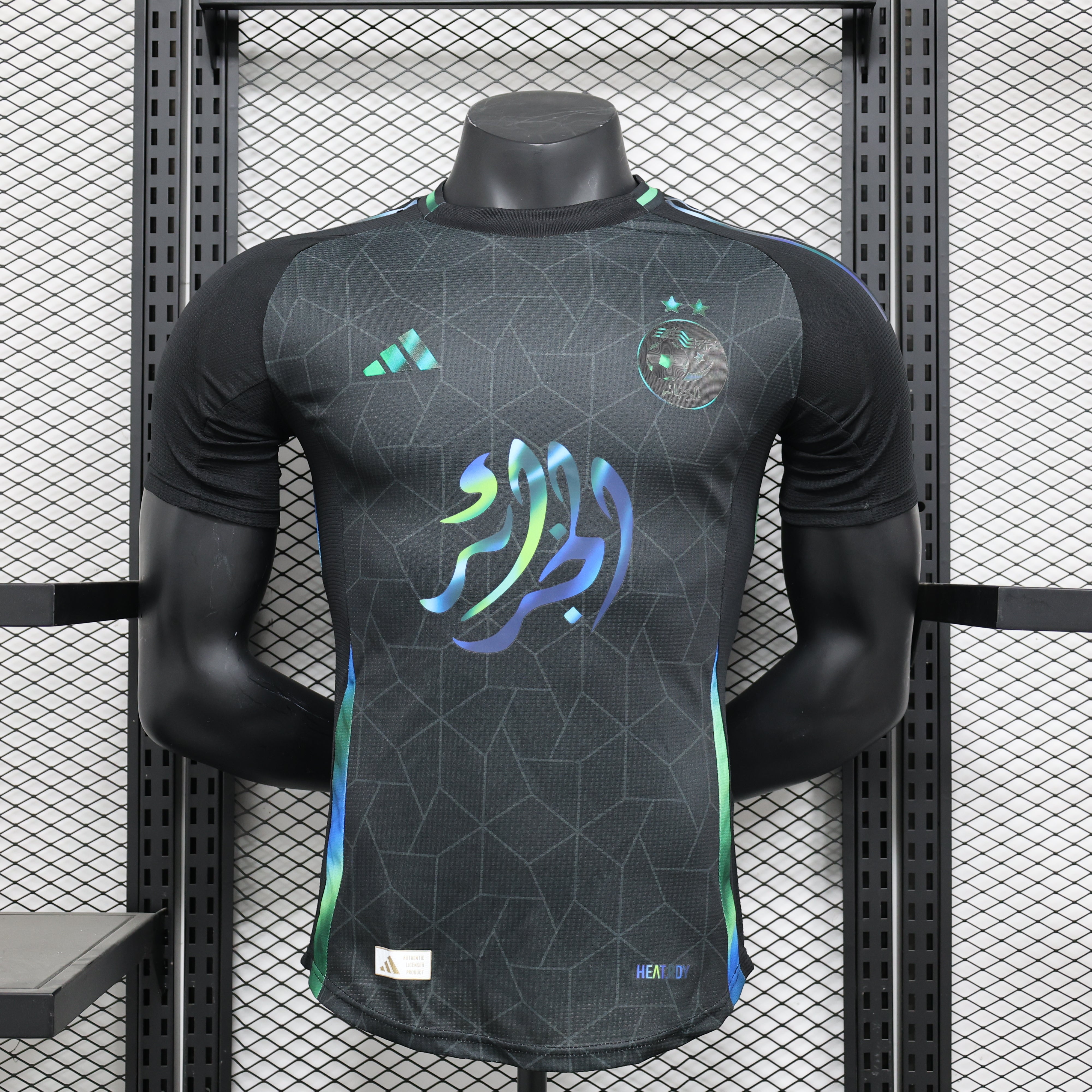 MAILLOT ALGÉRIE ÉDITION SPÉCIAL NOIR PLAYER 2024/2025
