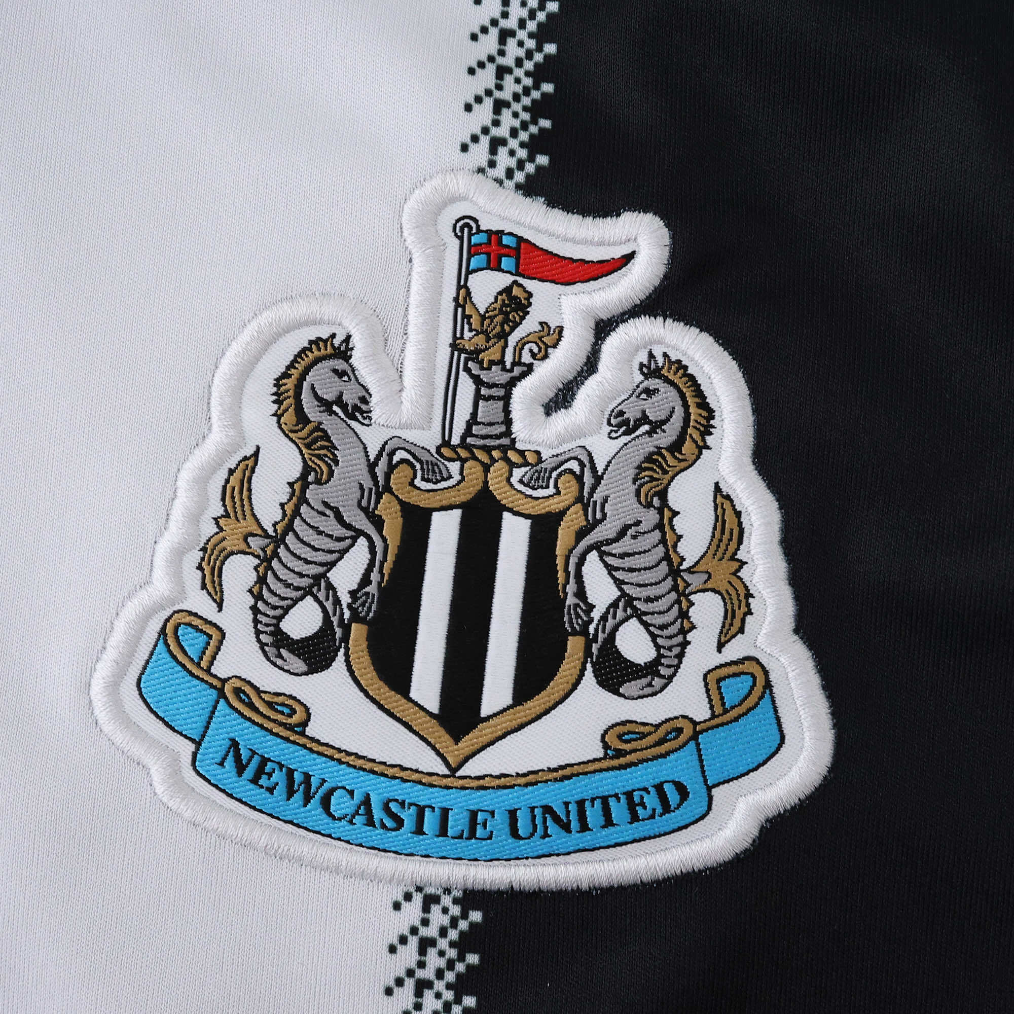 MAILLOT NEWCASTLE DOMICILE FAN 2025/2026