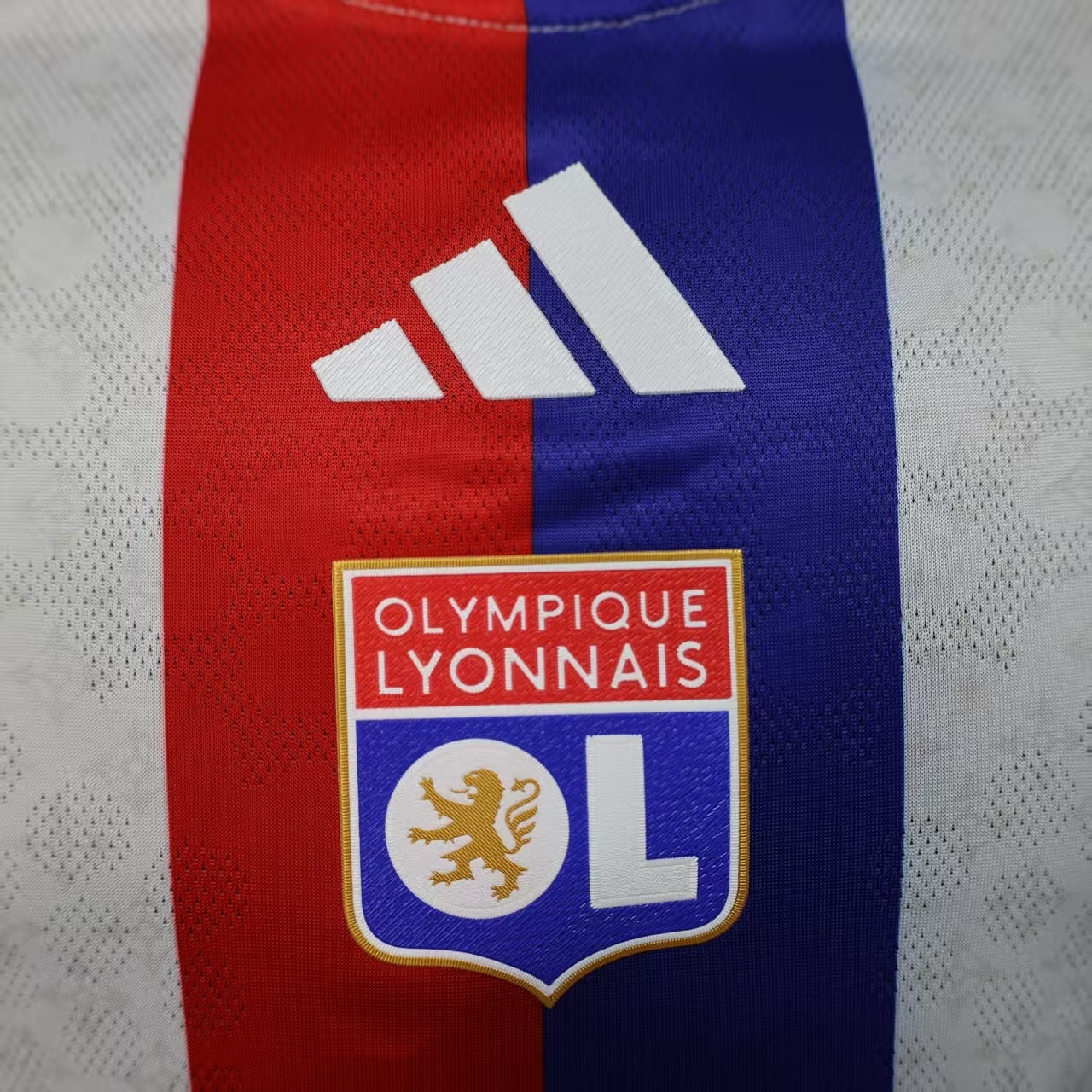 MAILLOT OLYMPIQUE LYONNAIS DOMICILE PLAYER 2025/2026