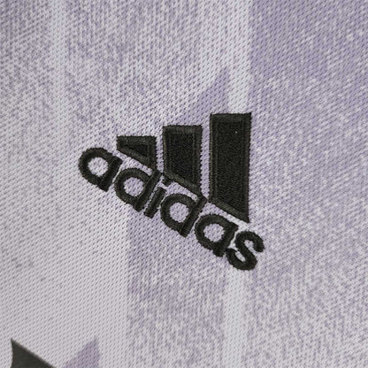 MAILLOT REAL MADRID EXTÉRIEUR 2022/2023 VERSION MANCHES LONGUES