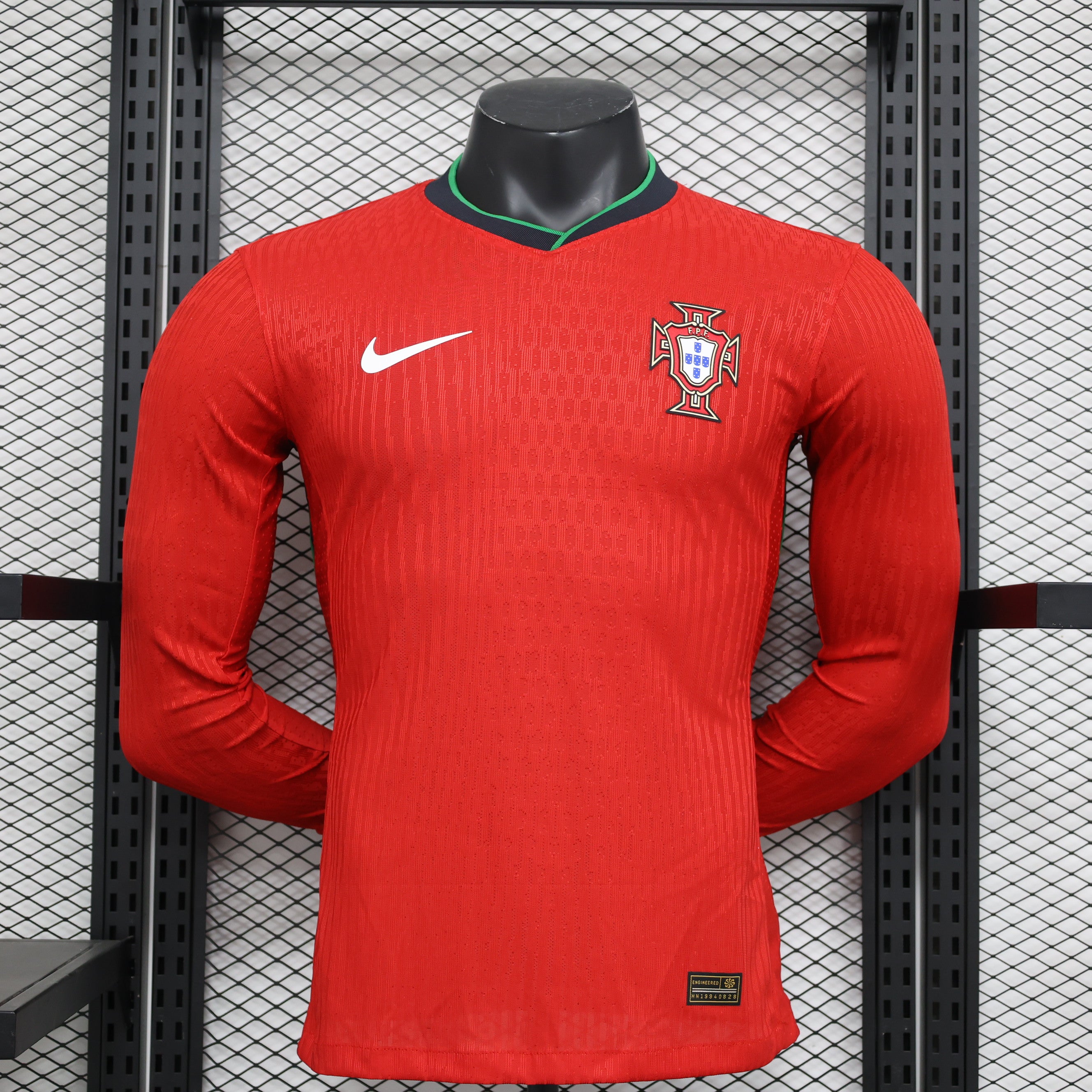 MAILLOT PORTUGAL DOMICILE PLAYER 2024/25 VERSION MANCHES LONGUES