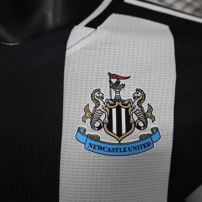 MAILLOT NEWCASTLE DOMICILE PLAYER 2024/2025
