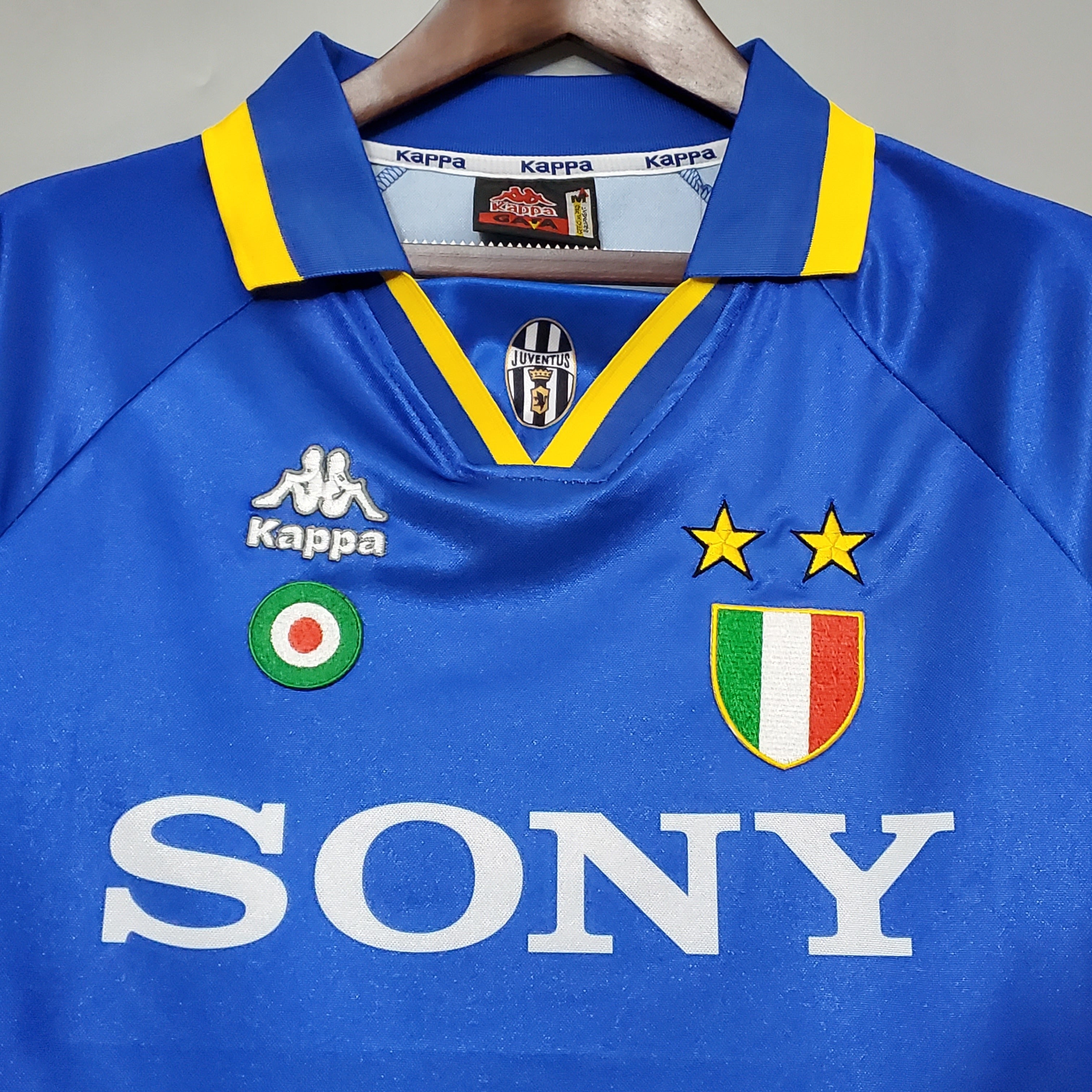 MAILLOT RÉTRO JUVENTUS EXTERIEUR 1995/96