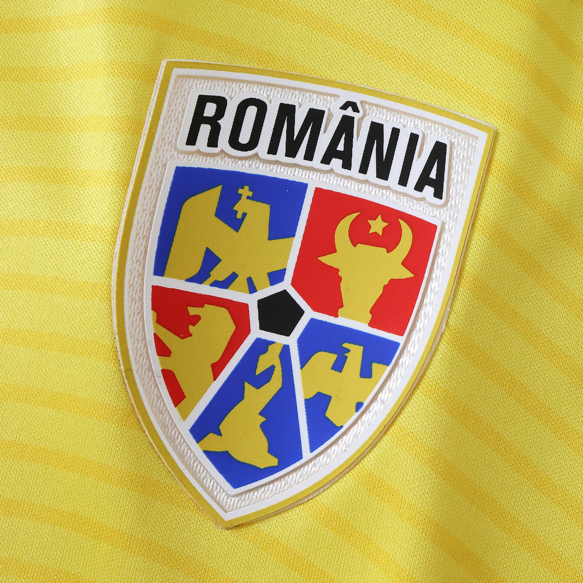 MAILLOT ROUMANIE DOMICILE FAN 2025/2026