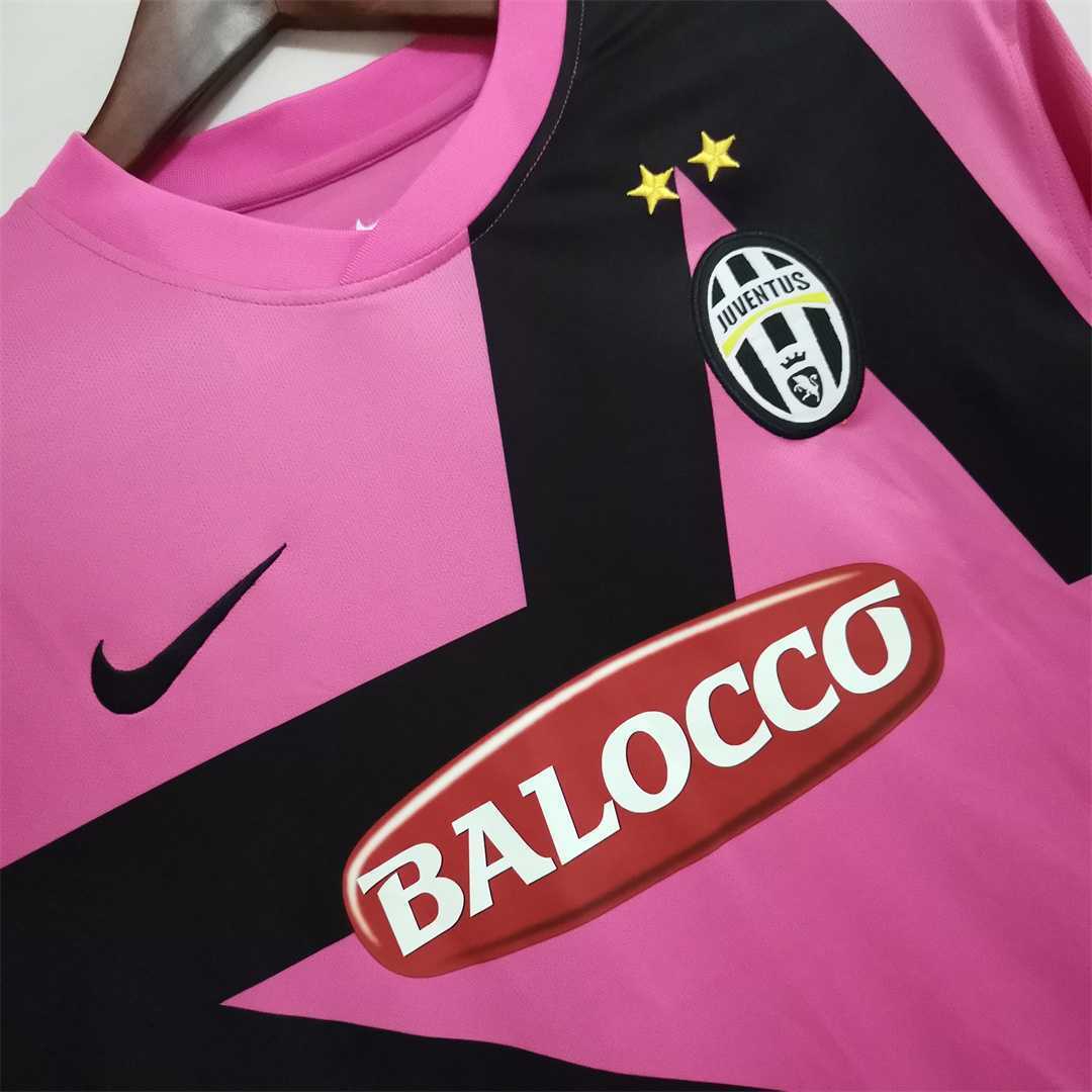 MAILLOT RÉTRO JUVENTUS PINK 2011/12