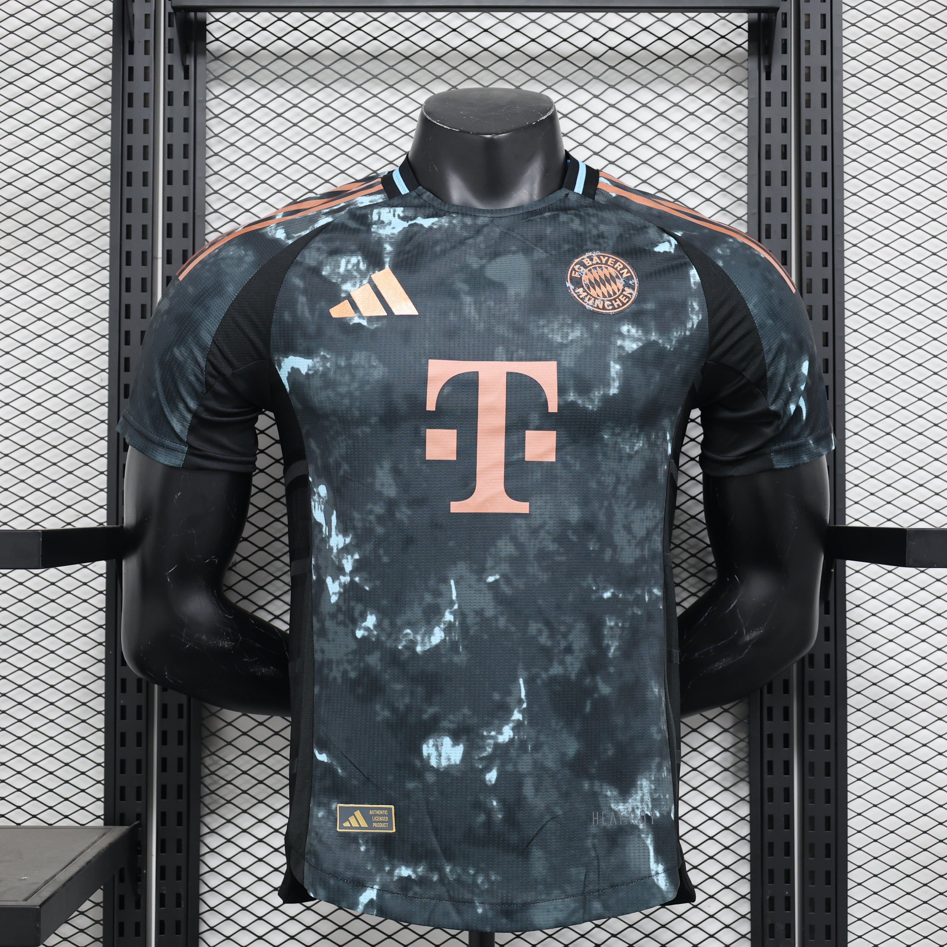MAILLOT BAYERN MUNICH EXTERIEUR PLAYER 2024/2025