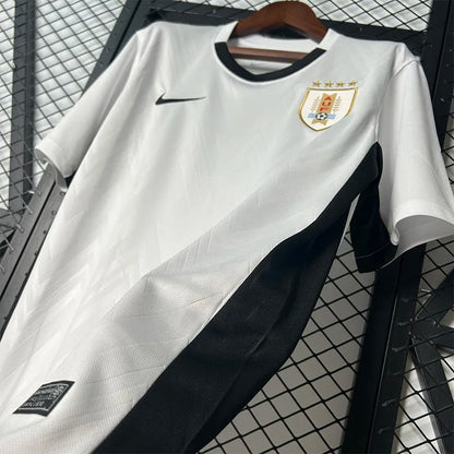 MAILLOT URUGUAY EXTERIEUR VERSION FAN 2025/2026