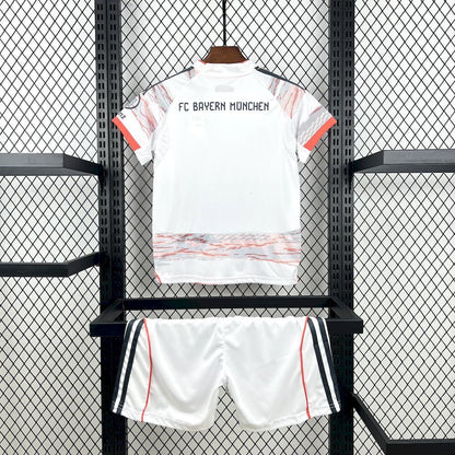 MAILLOT ENFANT BAYERN MUNICH EXTERIEUR 2025/2026