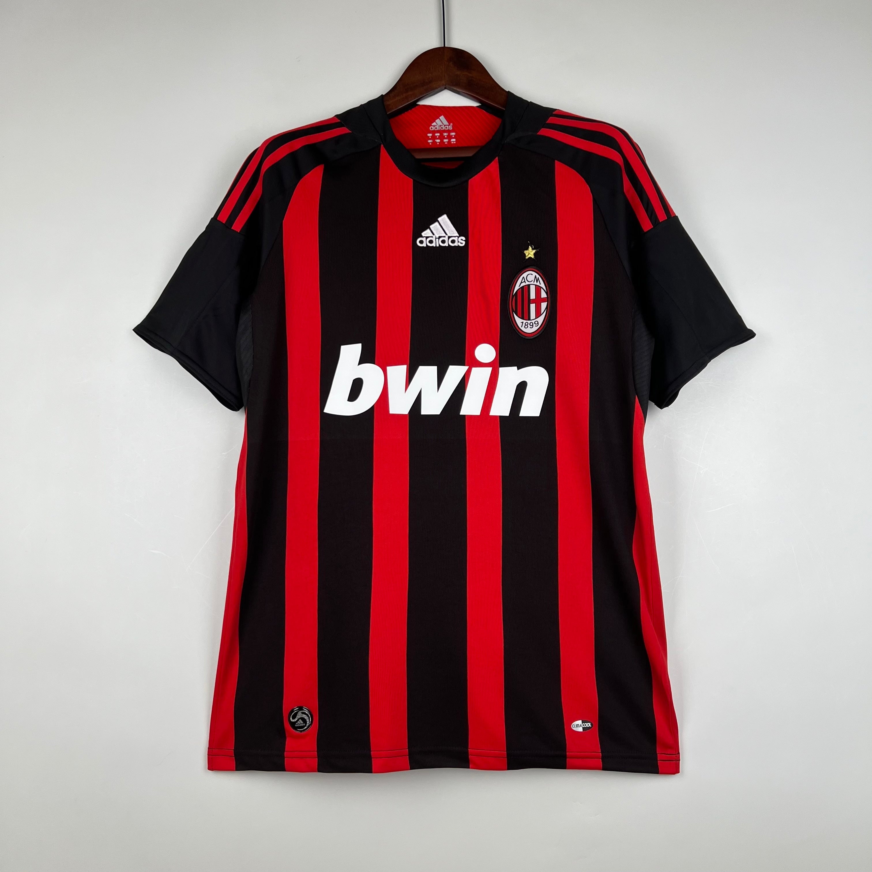 MAILLOT RÉTRO AC MILAN DOMICILE 2008/09