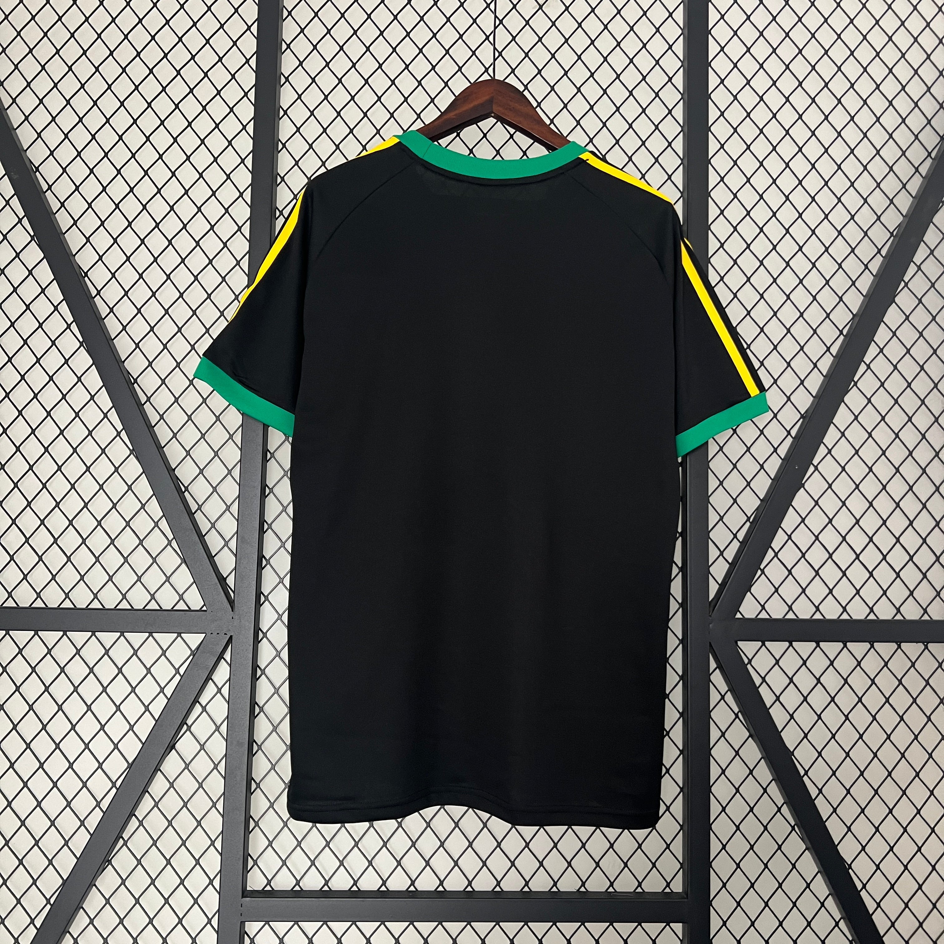 MAILLOT JAMAIQUE NOIR ENTRAINEMENT FAN 2024/2025