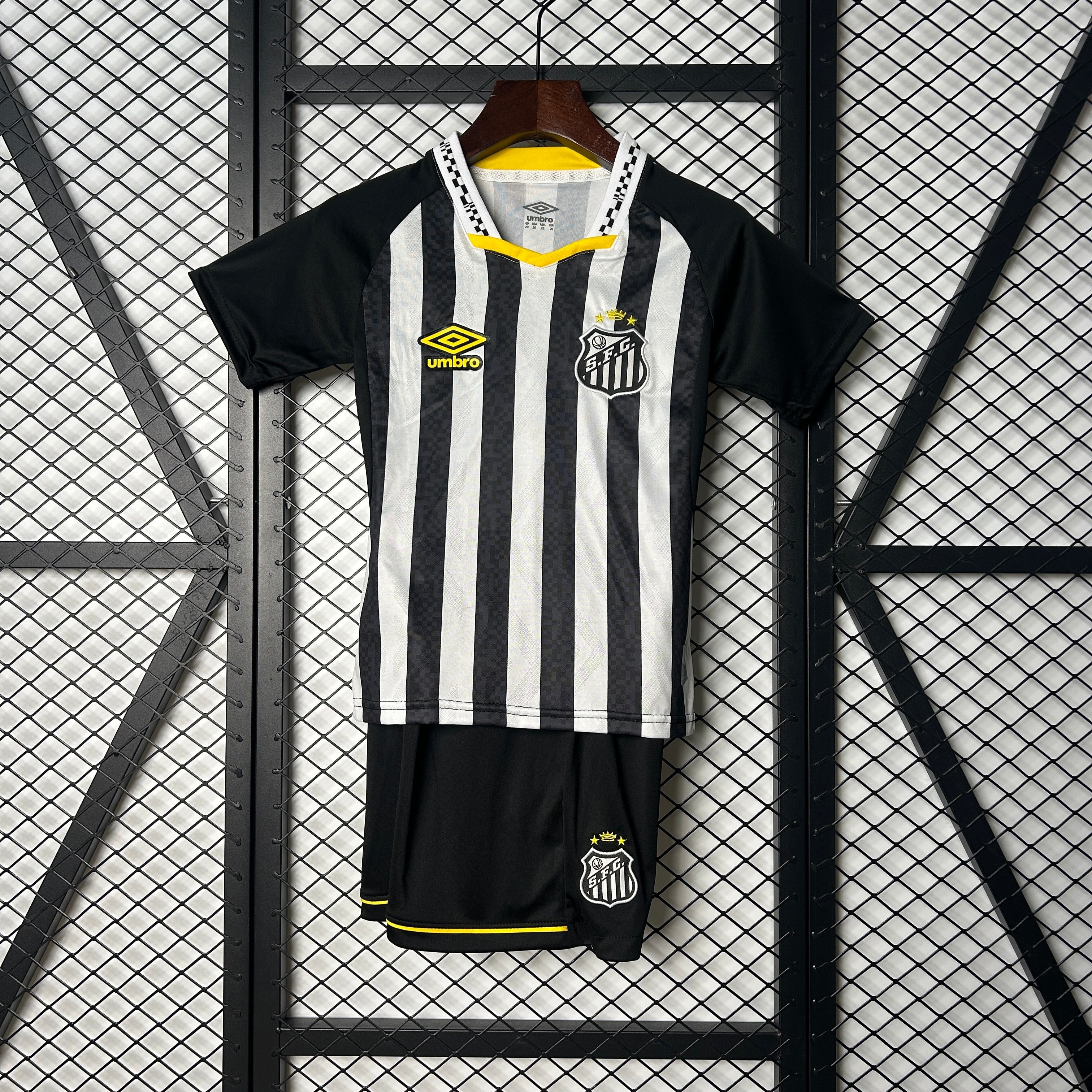 MAILLOT ENFANT SANTOS EXTERIEUR 2025/2026